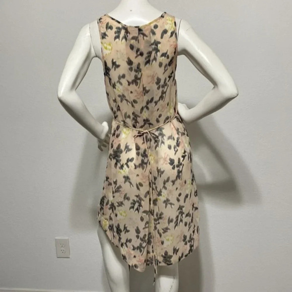 Staring at Stars Floral Scoop Neck Sleeveless Dress Size M - Picture 2 of 6